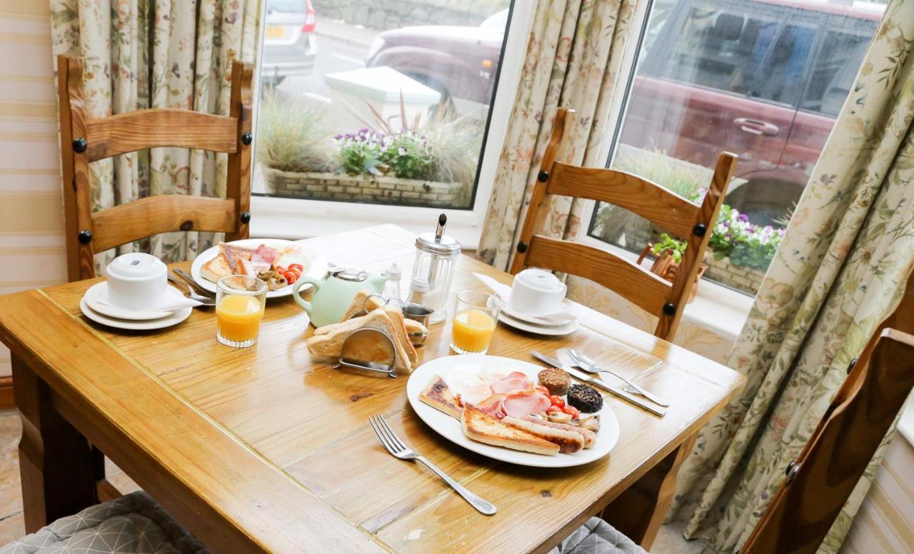 Avarest House Bb Adults Only Portrush Luaran gambar